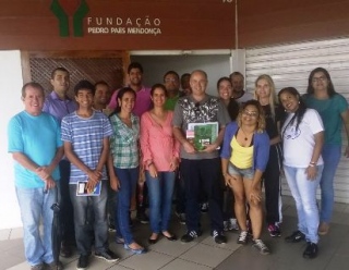 Fundação Pedro Paes Mendonça recebe mais de 30 alunos da FAMA